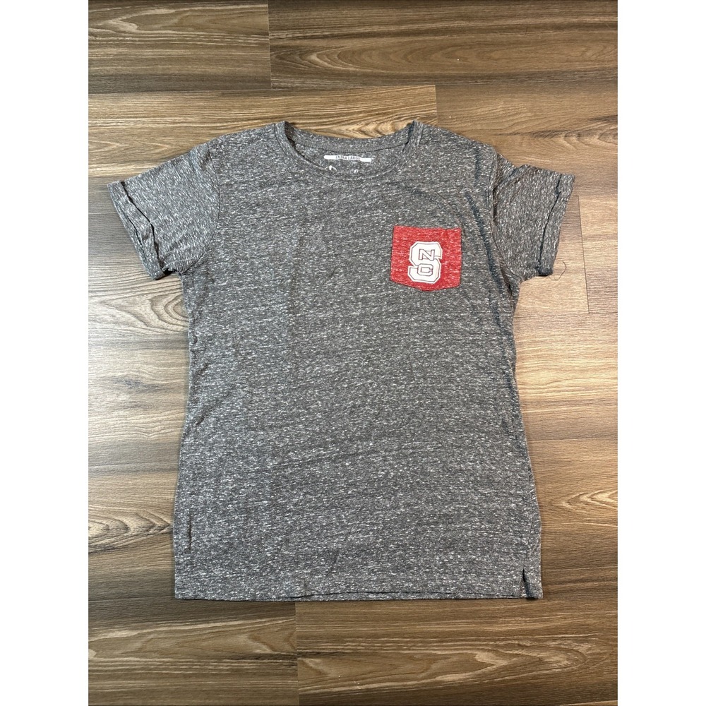 Pressbox by Royce Apparel Nc State Wolfpack Women's Gray Short Sleeve